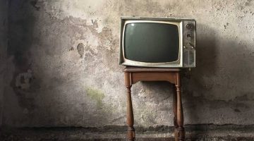 «كنز ثمين داخل منزلك» .. التلفاز القديم يحتوي على كنز لا يقدر بثمن هيغير حياتك في غمضة عين!! .. فتش عنه فورا